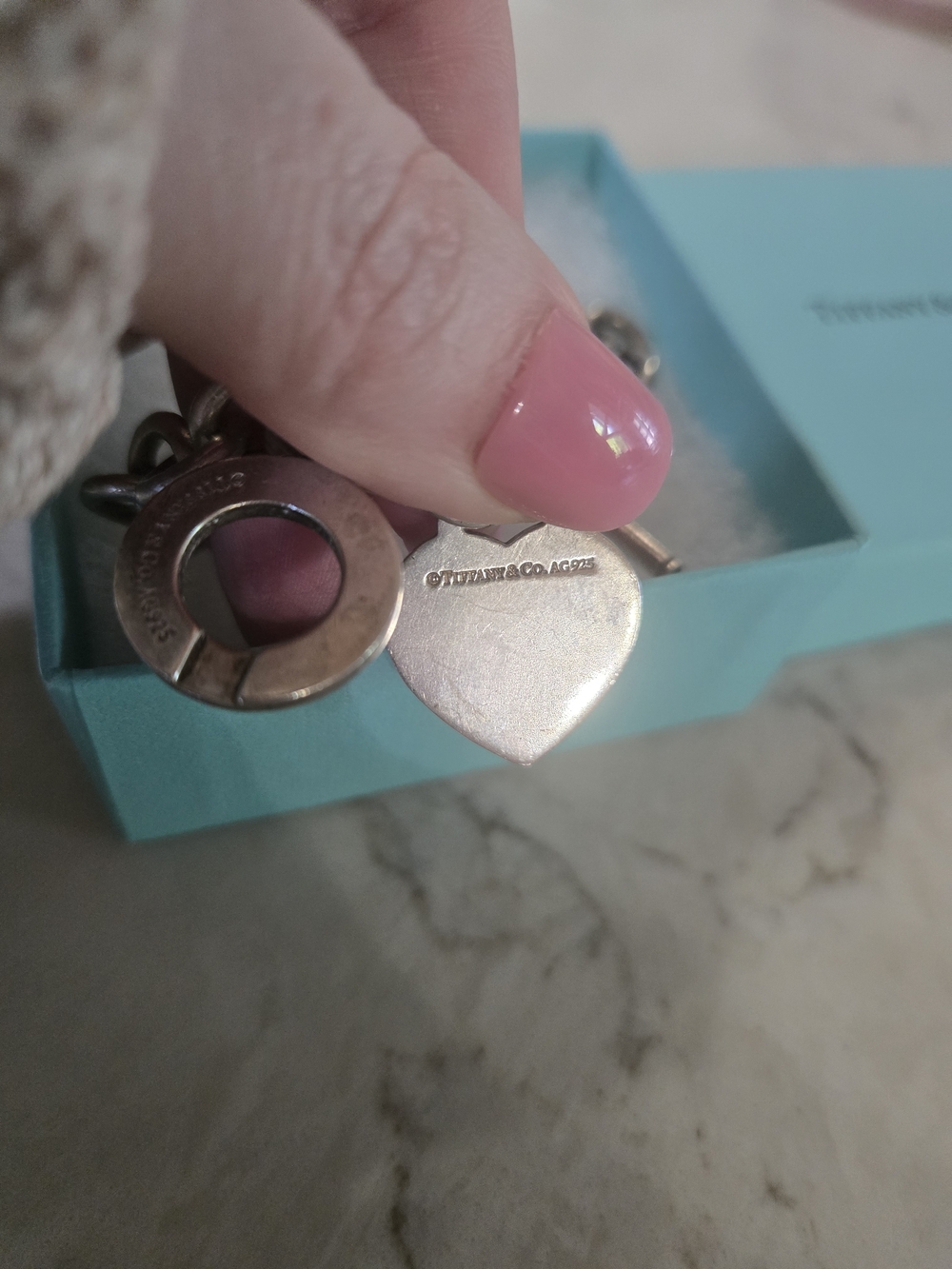 ✨ SALE Return To Tiffany's Heart Charm Bracelet w/ Box - Picture 7 of 15